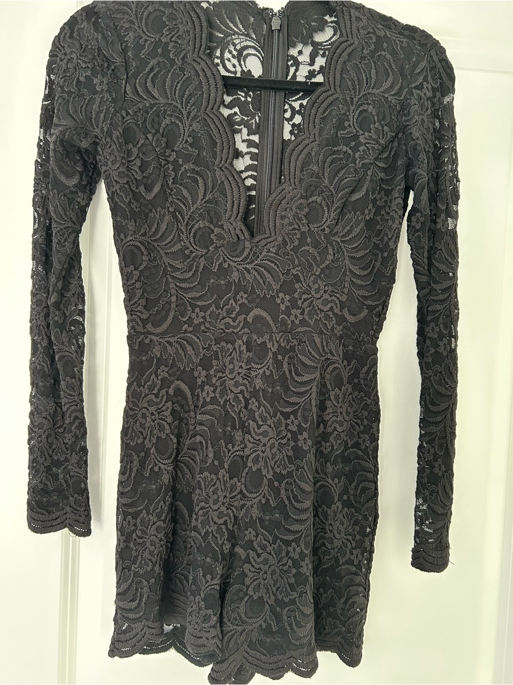 bebe Black Lace Long-Sleeve Romper